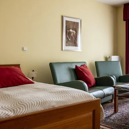 Hotel Pavilon 3*