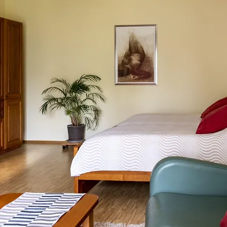 Hotel Pavilon 3*