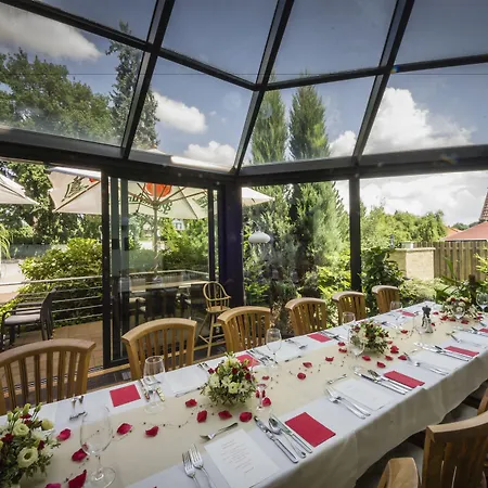 Pavilon Hotel 3*
