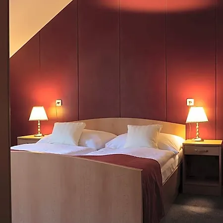 Otel Pavilon Říčany