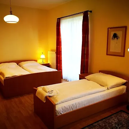 Otel Pavilon Říčany